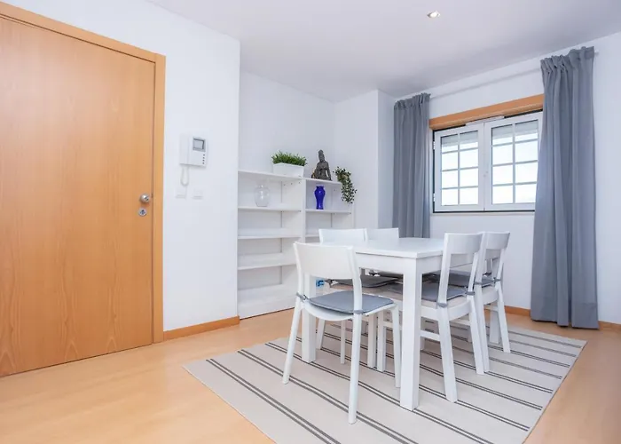 Terrace Bairro Novo By Rent4all * 菲盖拉-达福什