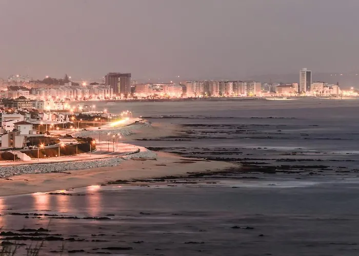 Terrace Bairro Novo By Rent4all 菲盖拉-达福什