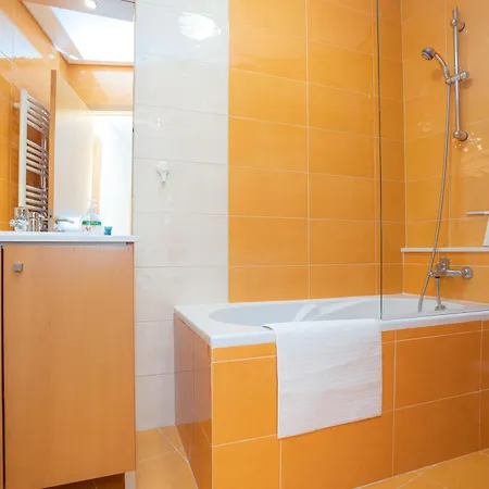 Apartment Terrace Bairro Novo By Rent4all