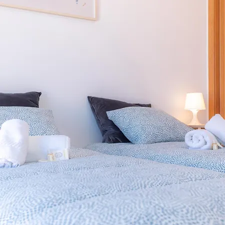 Apartment Terrace Bairro Novo By Rent4all *